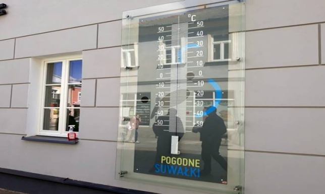Termometr przeniesiony z Kościuszki na Chłodną