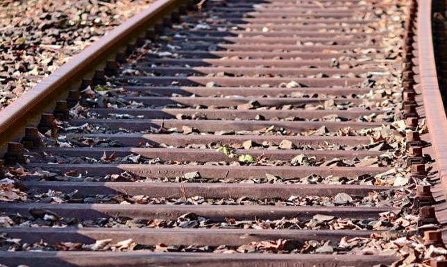 Zawieszone połączenia kolejowe w województwie