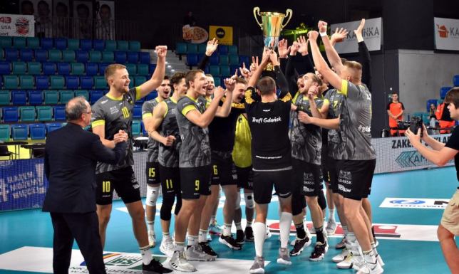 Dwudniowy memoriał siatkarski w hali Suwałki Arena