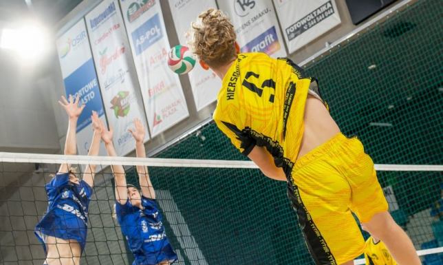 Suwalski Uczniowski Klub Sportowy Siatkówki zajął drugie miejsce