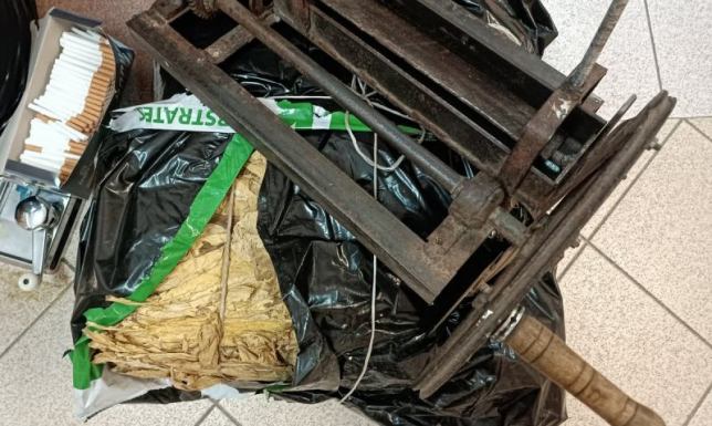 Nielegalny susz tytoniowy za ponad 30 tys. zł 60 kilogramów suszu tytoniowego zabezpieczyli policjanci z Suwałk
