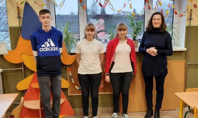 Uczniowie z Jeleniewa będą reprezentować Suwalski Park Krajobrazowy  III etap konkursu wiedzy „Poznajemy Parki Krajobrazowe Polski”