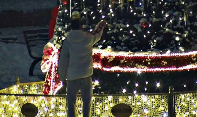 Kradzież bombek z choinki na placu Marii Konopnickiej