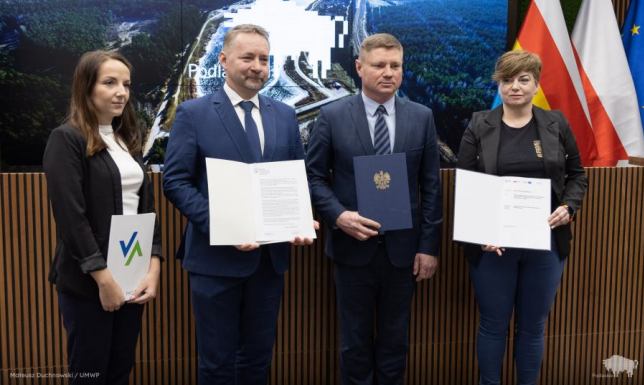 Czternaście zeroemisyjnych pojazdów zostanie zakupionych przez spółkę PKS Nova