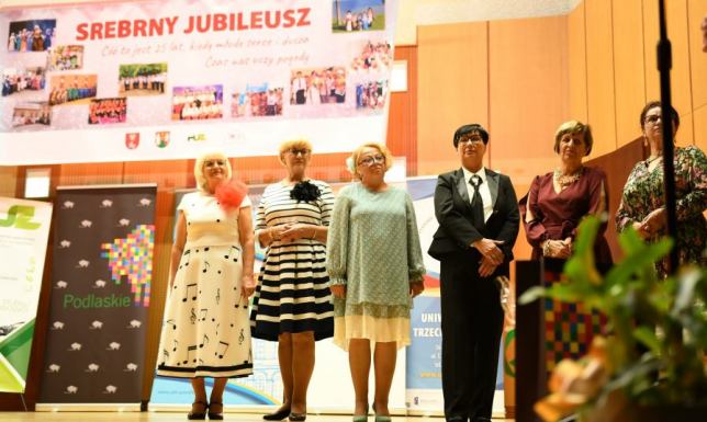 Uniwersytet Trzeciego Wieku w Suwałkach ma 25 lat Uroczysta Gala z okazji 25-lecia działalności Uniwersytetu Trzeciego Wieku