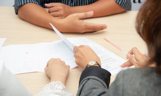 Urlop okolicznościowy a śmierć członka rodziny