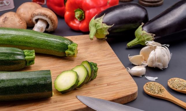 Cukinia w roli głównej: leczo, ketchup, a może placki?