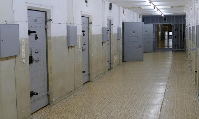 Pobili 38-latka. Odpowiedzą za zabójstwo 35 i 28-latek ciężko pobili mieszkańca powiatu oleckiego. Mężczyzna zmarł