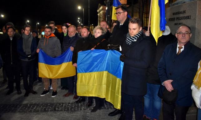 wiec poparcia dla narodu Ukraińskiego wobec agresji militarnej ze strony Rosji