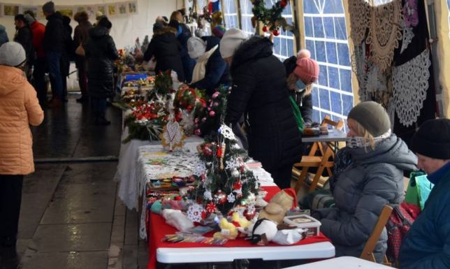 Jarmark świąteczny odbędzie się w dniach 17-18 grudnia na placu Marii Konopnickiej w Suwałkach