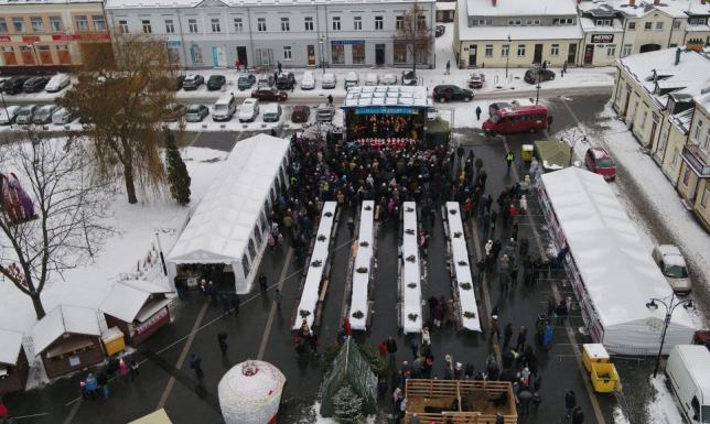 Najbiedniejsi mieszkańcy Suwałk otrzymają paczki z miasta