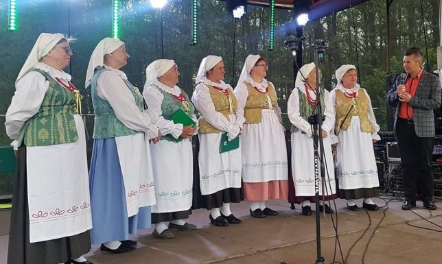 WIGRANIE ze Starego Folwarku na podium w Kazimierzu Dolnym  56 Ogólnopolski Festiwal Kapel i Śpiewaków Ludowych