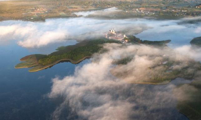 Konkurs plastyczny "Od Świtezi do Wigier" Biblioteka Publiczna im. Marii Konopnickiej w Suwałkach zaprasza na konkurs