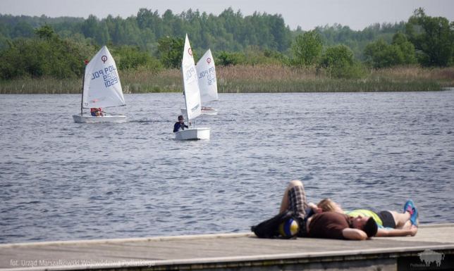 Nowe miejsca do rekreacji na Suwalszczyźnie Teren rekreacyjno-wypoczynkowy w Wiżajnach i plaża gminna w Bryzglu
