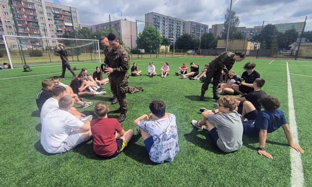 Edukacja suwalskiej młodzieży z wojskiem program edukacyjno-obronny Ministerstwa Obrony Narodowej