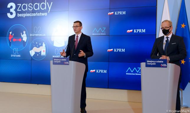 Cała Polska w żółtej strefie COVID-19