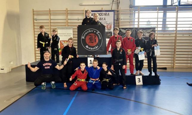 13 medali zdobyli młodzi zawodnicy Berserker's Team Junior Suwałki