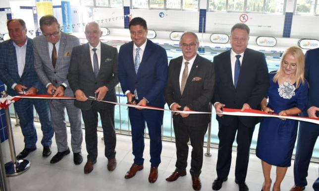 oficjalne otwarcie wyremontowanego basenu przy Szkole Podstawowej nr 10