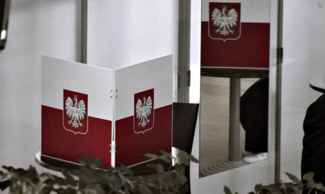 Wyniki według sondażu IPSOS dla TVP, TVN i Polsat