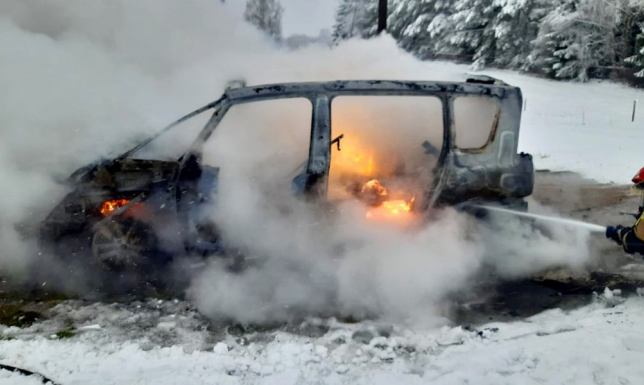 Trudne warunki pogodowe dla kierowców w Podlaskiem