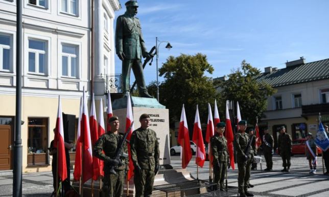 Władze Suwałk zapraszają mieszkańców do udziału w obchodach
