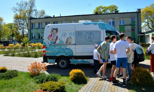 przegląd stomatologiczny oraz stomatologiczne świadczenia profilaktyczne