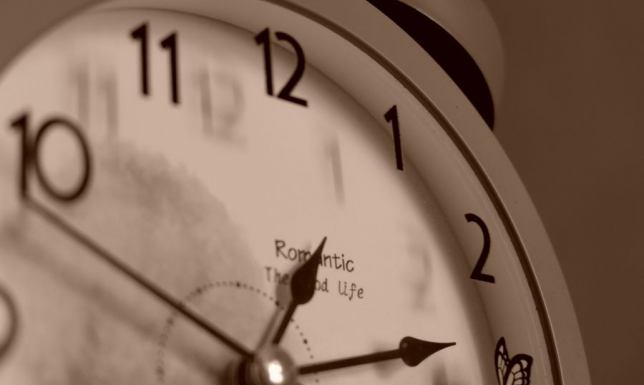 Śpimy o godzinę dłużej W ten weekend można będzie spać o godzinę dłużej