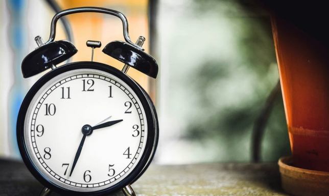 Zmiana czasu z letniego na zimowy