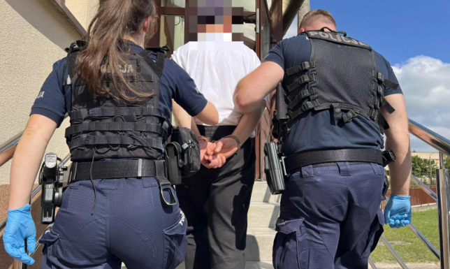 Suwalscy policjanci zatrzymali mężczyznę podejrzanego o kradzież
