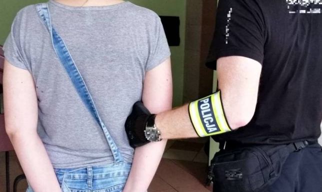 Ukradli saszetkę z pieniędzmi. Wpadli po kilkunastu minutach