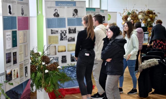 Wernisaż w Zespole Szkół Centrum Kształcenia Rolniczego w Suwałkach