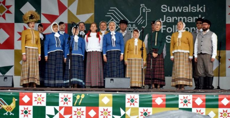 Wydarzenie promuje bogactwo tradycji, kultury ludowej oraz regionalnego dziedzictwa
