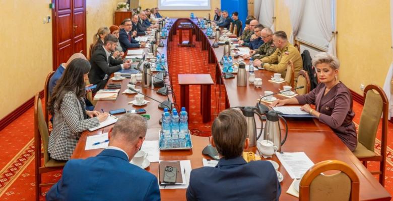 zapewnienie bezpieczeństwa dzieci i młodzieży podczas zimowych ferii