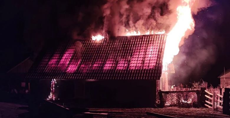 W nocy z 24 na 25 grudnia spłonął dom w miejscowości Pobondzie