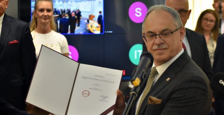 Czesław Renkiewicz w swojej prezentacji nakreślił obraz miasta za 2025 rok
