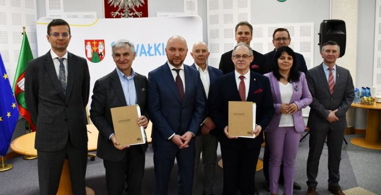 wykorzystanie nowoczesnych technik cyfrowych do zarządzania MOF