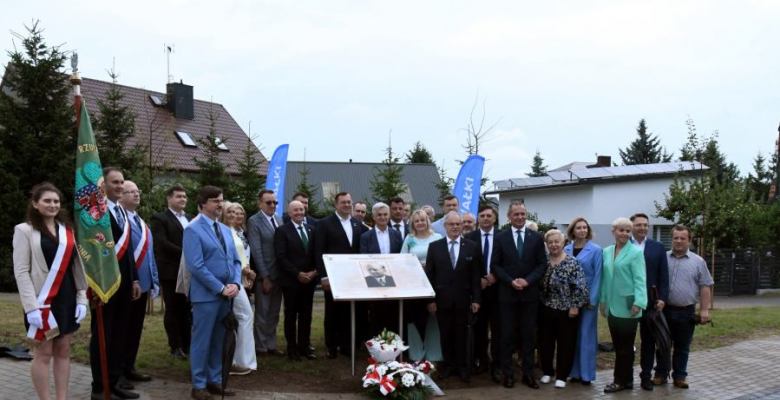 Tablica upamiętniająca premiera Rządu Rzeczypospolitej Polskiej na uchodźstwie