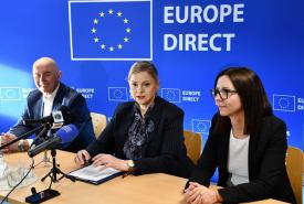 bezpośrednie informacje o Unii Europejskiej, funduszach, stażach