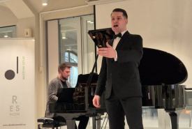 uczeń klasy śpiewu w Państwowej Szkole Muzycznej I i II stopnia w Suwałkach