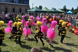 warsztaty artystyczne, animacje, czytanie oraz wspólne działania twórcze