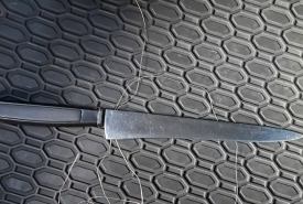 podczas interwencji rzucił się na policjantów z nożem