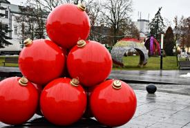 uroczyste rozświetlenie Miejskiej Choinki oraz widowisko muzyczno-taneczne