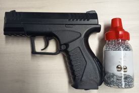 Mężczyzna został zatrzymany w mieszkaniu w Suwałkach