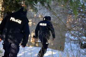 Suwalscy policjanci każdego dnia sprawdzają pustostany