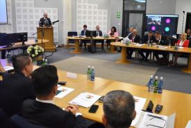 modernizacja sali sesyjnej im. J. Gajewskiego oraz sali ślubów