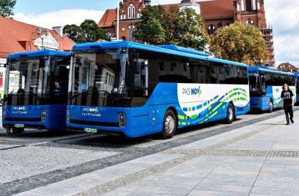 Elektryczna flota w PKS Nova