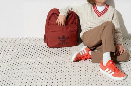 Buty dla chłopca na podwórko i do szkoły – na co zwrócić uwagę, by służyły jak najdłużej?