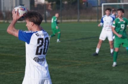 Wigry Suwałki triumfują na wyjeździe.