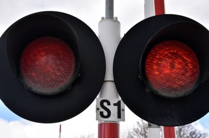 Zablokowany jest przejazd kolejowy w miejscowości Trakiszki,