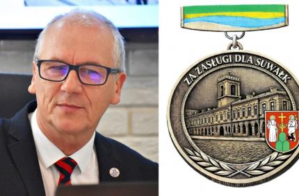 regulamin przyznawania odznaki „Za zasługi dla Suwałk"